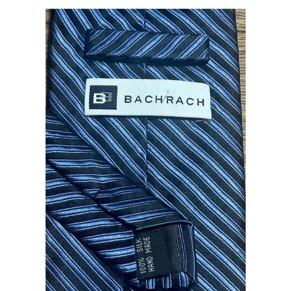 Bachrach 100% silk necktie blue diagonal stripes